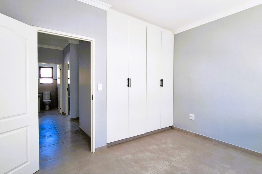 3 Bedroom Property for Sale in Sandy Point Western Cape